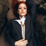 Siirtyminen maksullisesta verifioinnista kasvokkain tapaamiseen